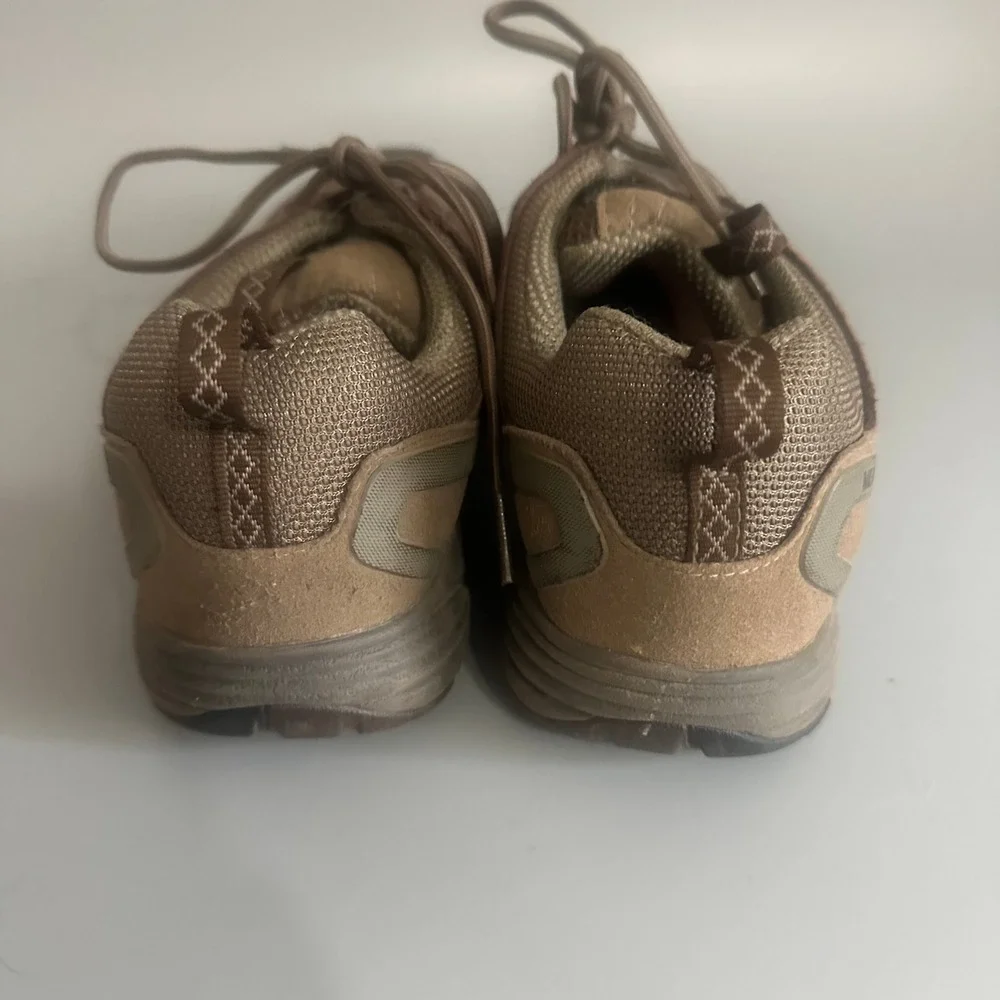Merrell avian light